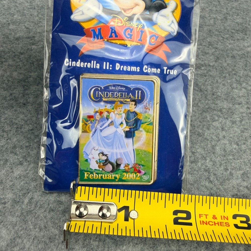 Disney Store 12 Months of Magic February 2003 Cinderella II Dreams Come True Pin - Picture 6 of 7